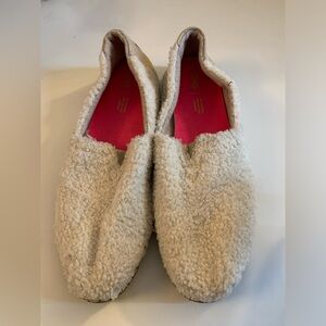 TOMS slippers size 11
